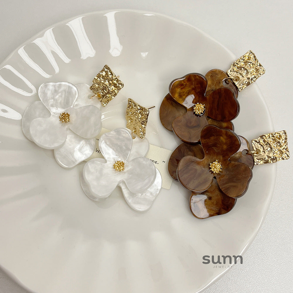 Alonna Acrylic Bloom Studs [GXG0H1E1]