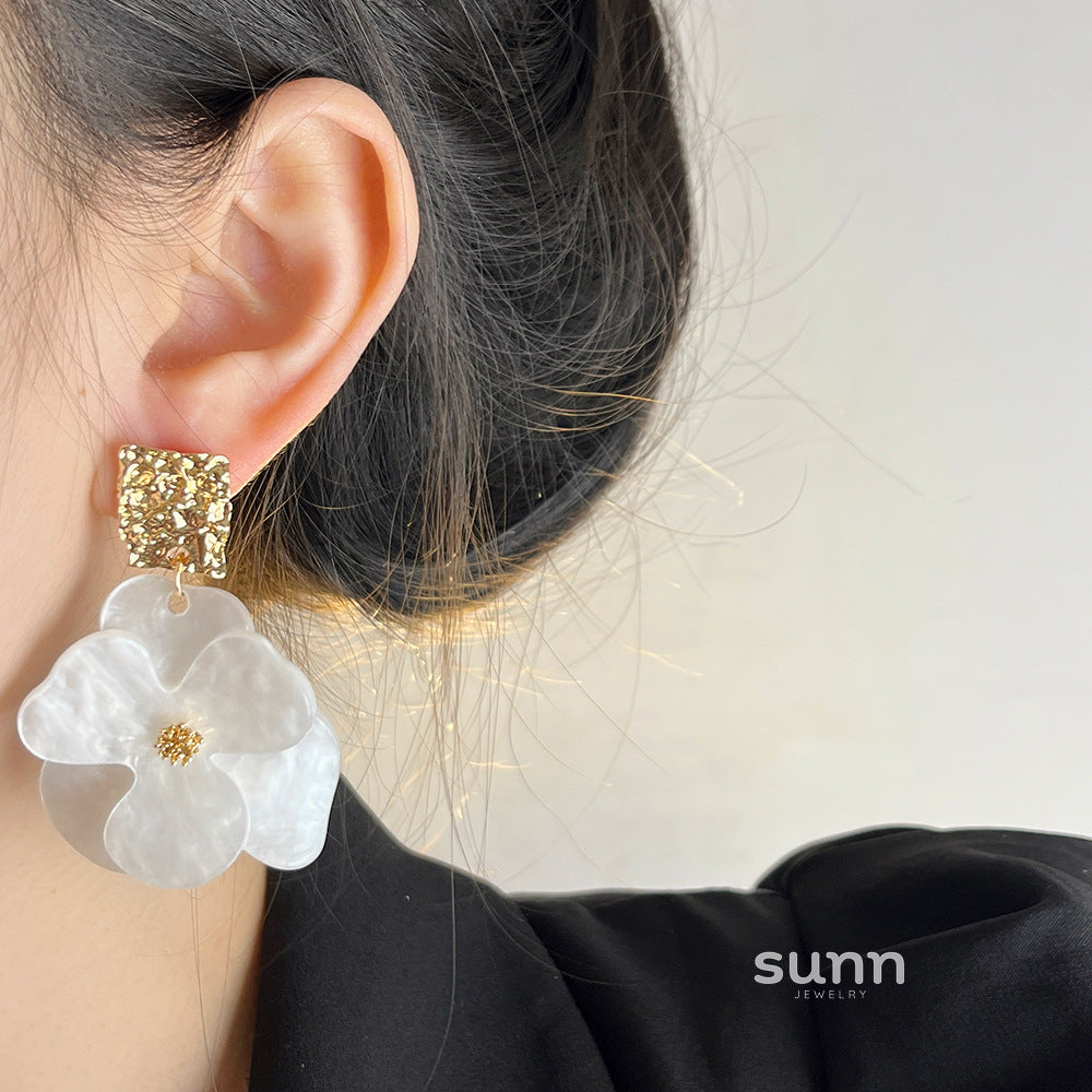 Alonna Acrylic Bloom Studs [ALSELPLR]
