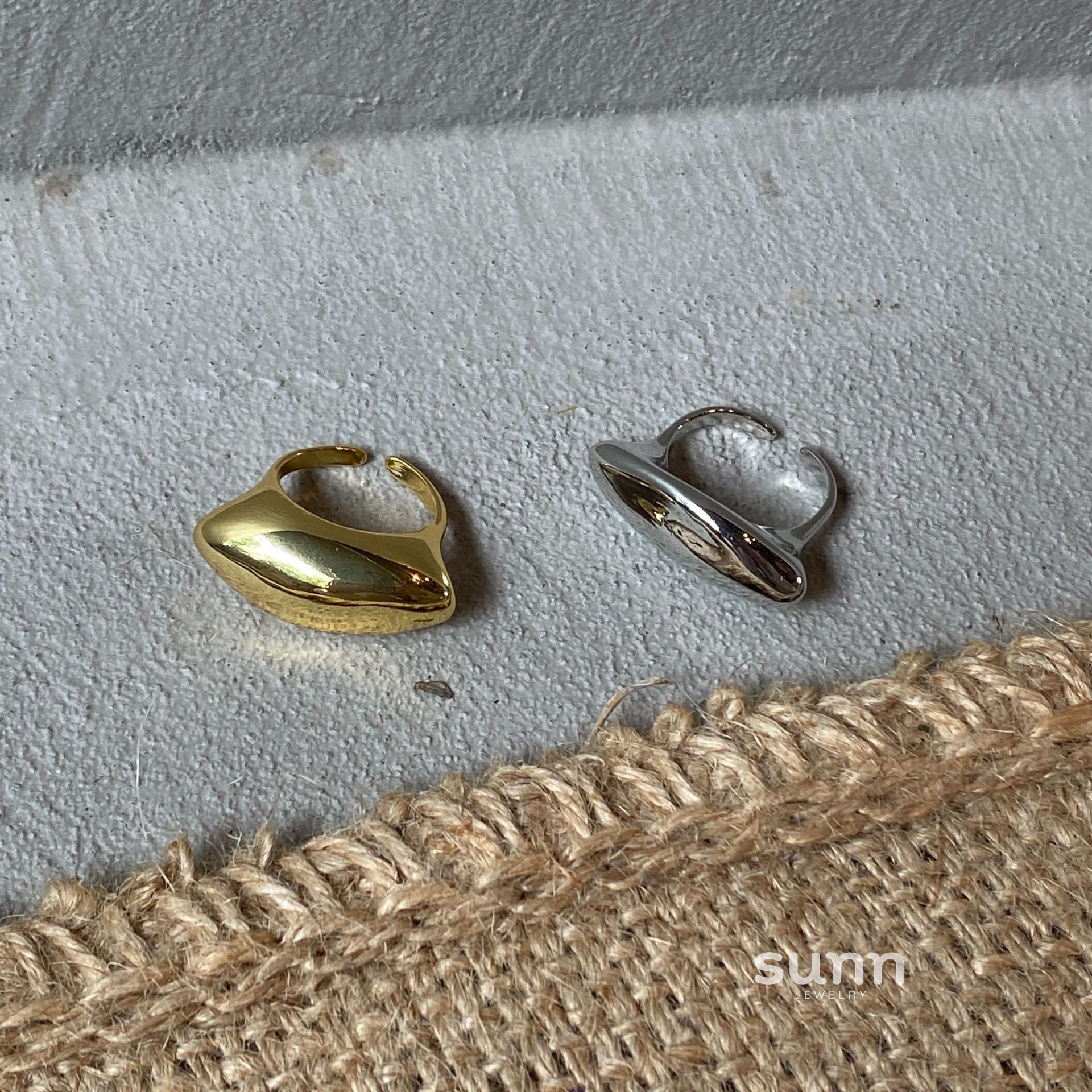 Aly Open Geometric Ring [Y16JJGEZ]