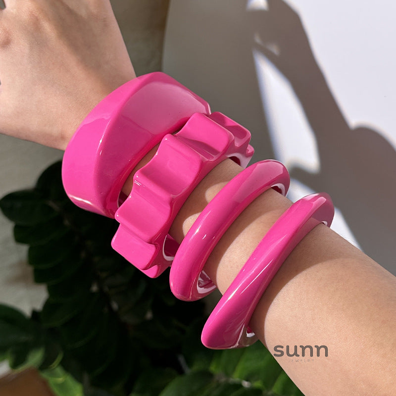 Alyah Sculptural Wave Bracelet [BGNSSNYG]