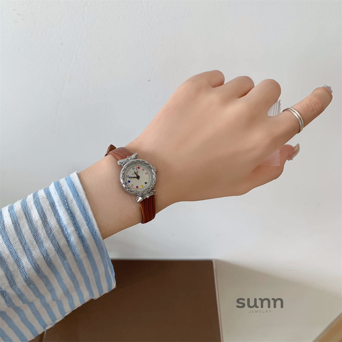 Alyanna Crystal Dainty Watch [RIFVDP2C]
