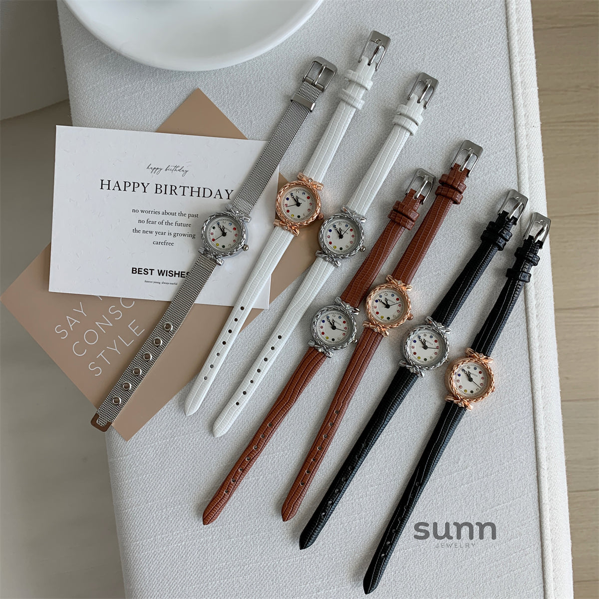 Alyanna Crystal Dainty Watch [WUMTUXIO]