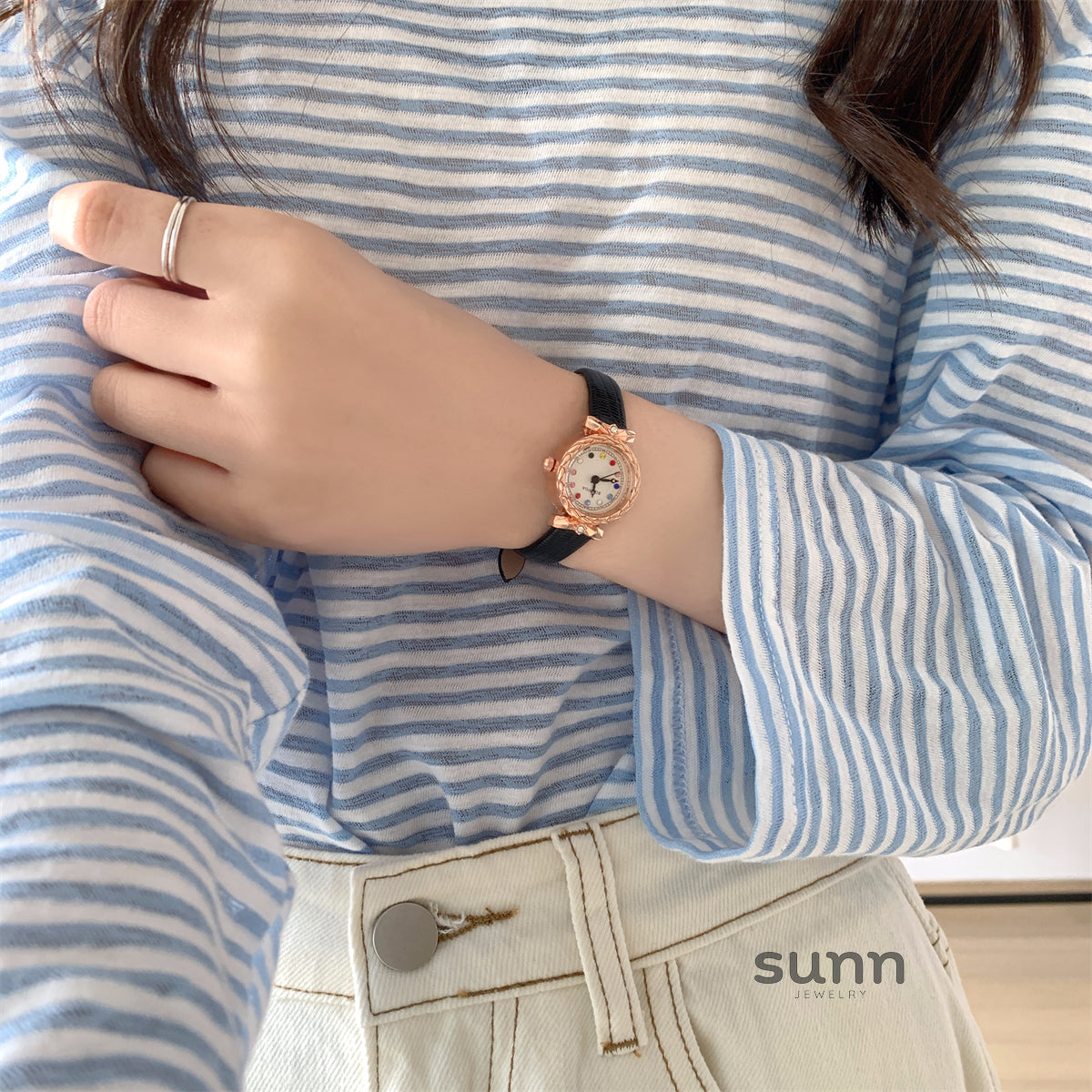 Alyanna Crystal Dainty Watch [HN31FFI5]