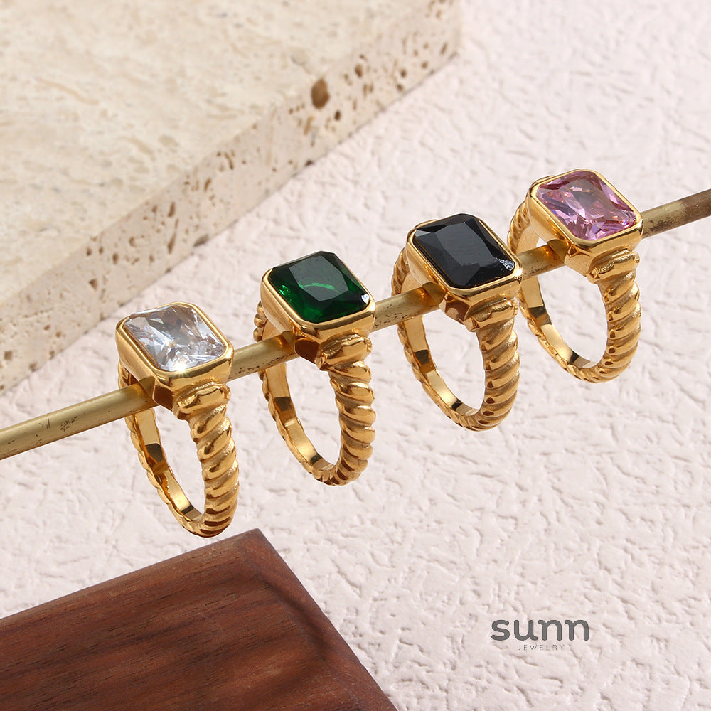 Alycia Croissant Zircon Ring [R3BP0KA9]