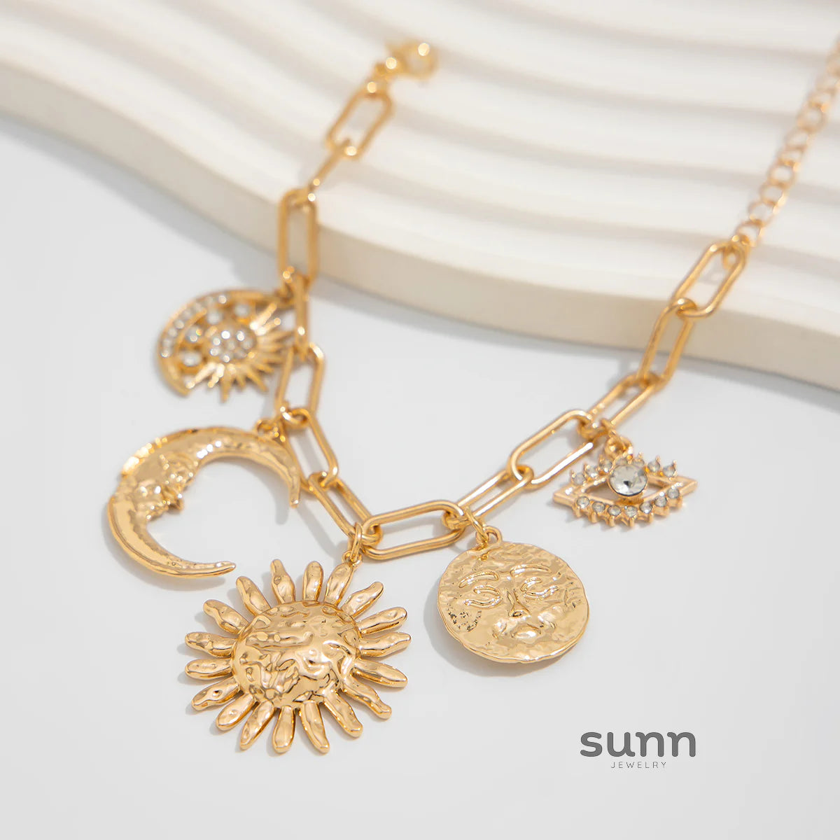 Alyiah Gold Crescent Eye Bracelet