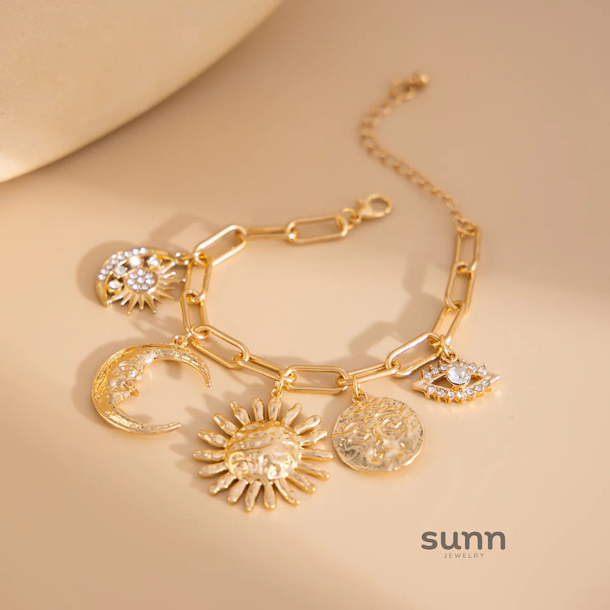 Alyiah Gold Crescent Eye Bracelet