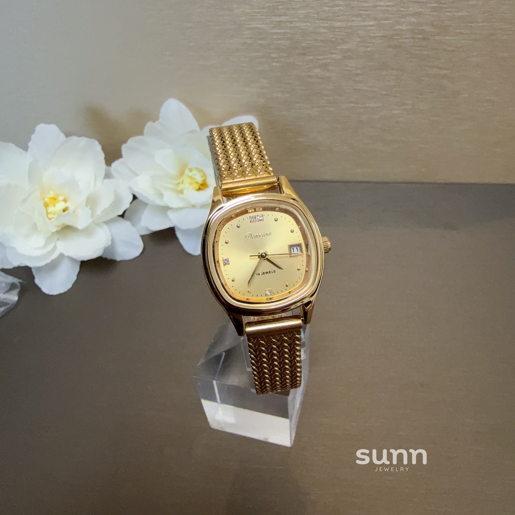 Alynna Luxe Square Calendar Watch