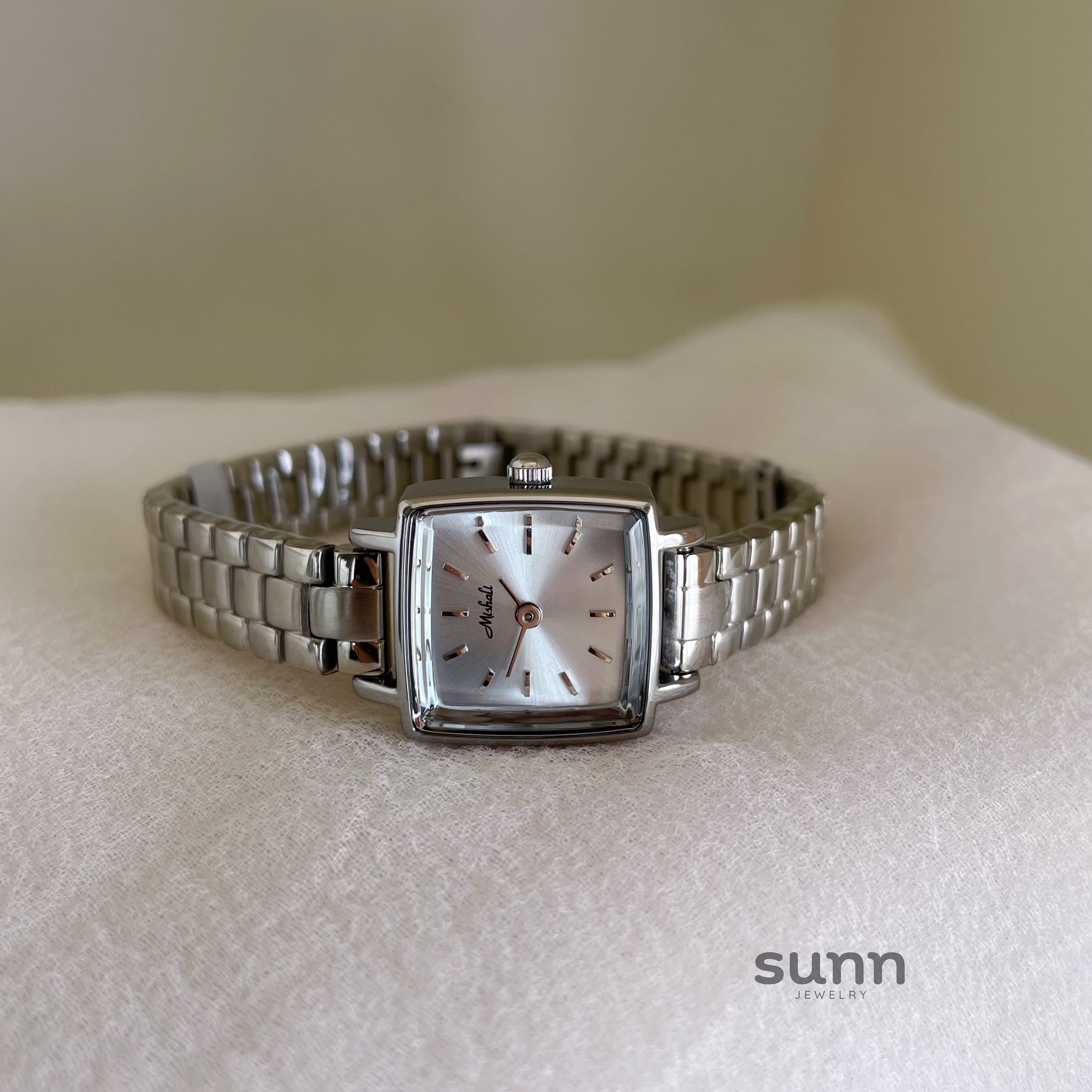 Alysa Ice Blue Square Watch [JVA1B8TA]