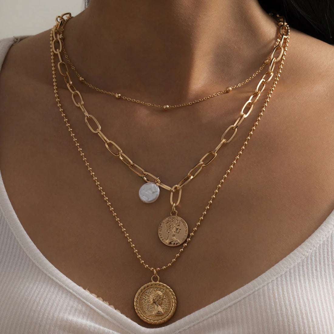 Alyssa Baroque Cameo Necklace Set