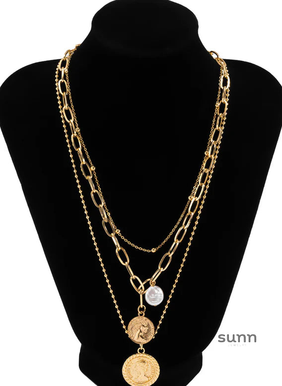 Alyssa Baroque Cameo Necklace Set