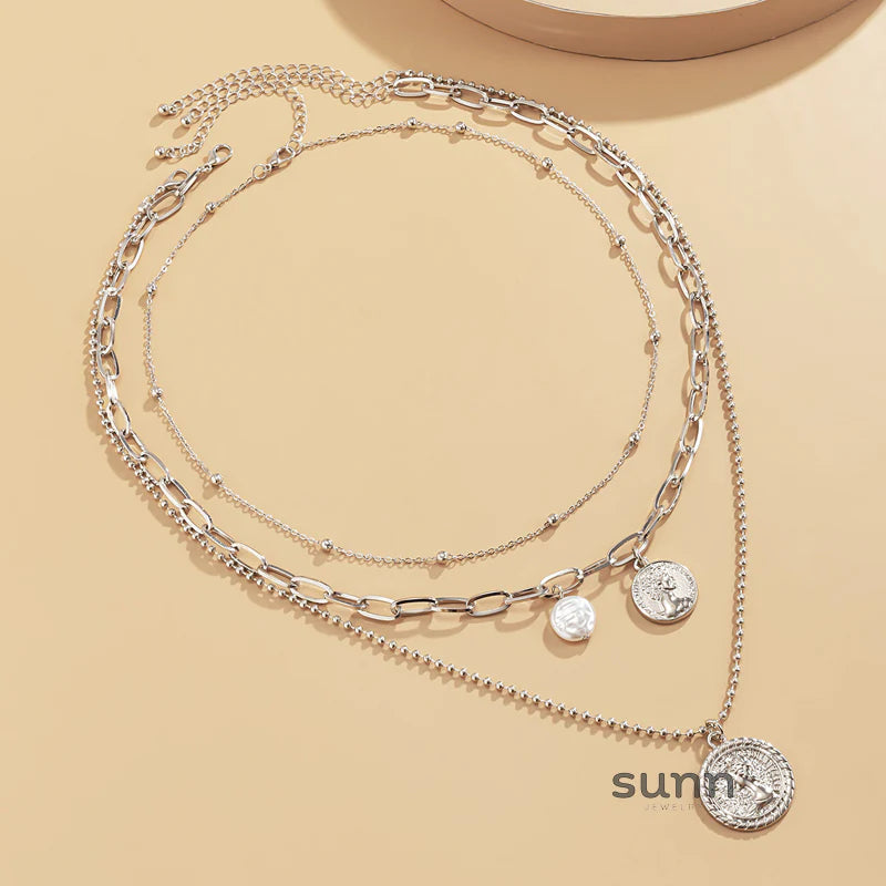 Alyssa Baroque Cameo Necklace Set