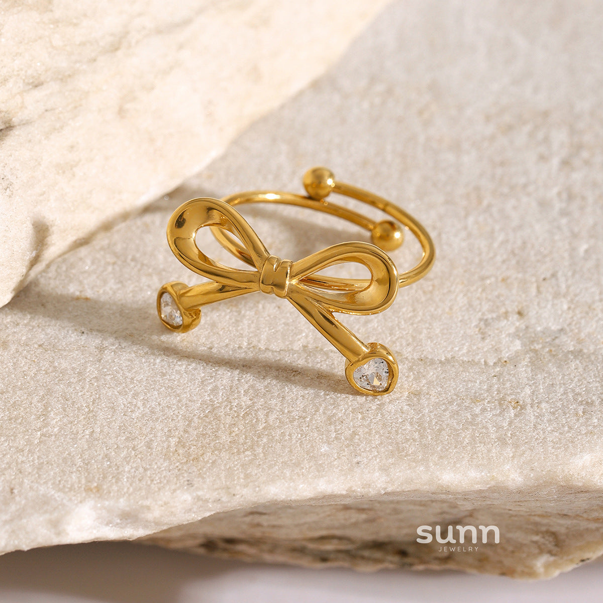 Alyssandra Bow Heart Zircon Ring [Y9JYFG0E]