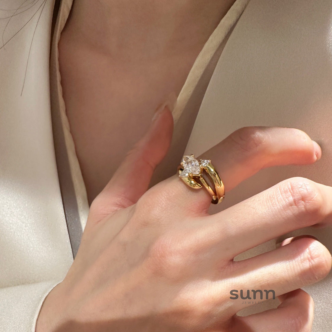 Alyssandra Marquise Stackable Ring [C3IEU3NF]