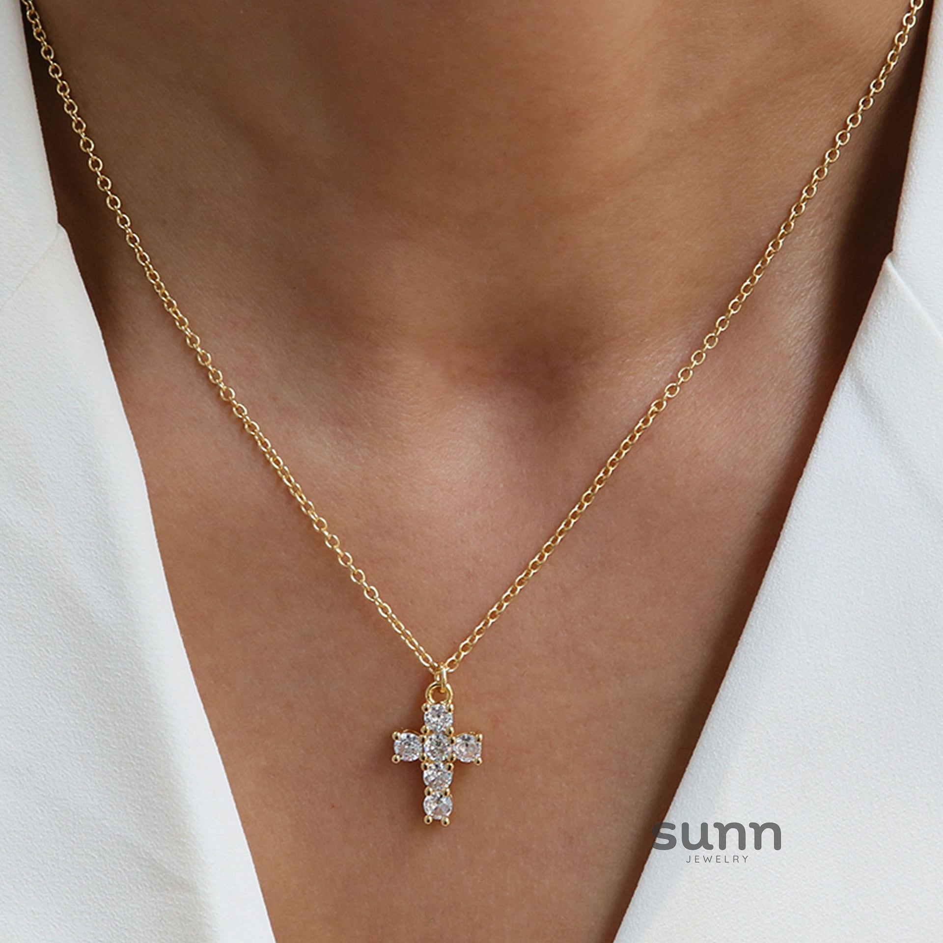 Alysse Birthstone Cross Necklace [2EE6V1UN]