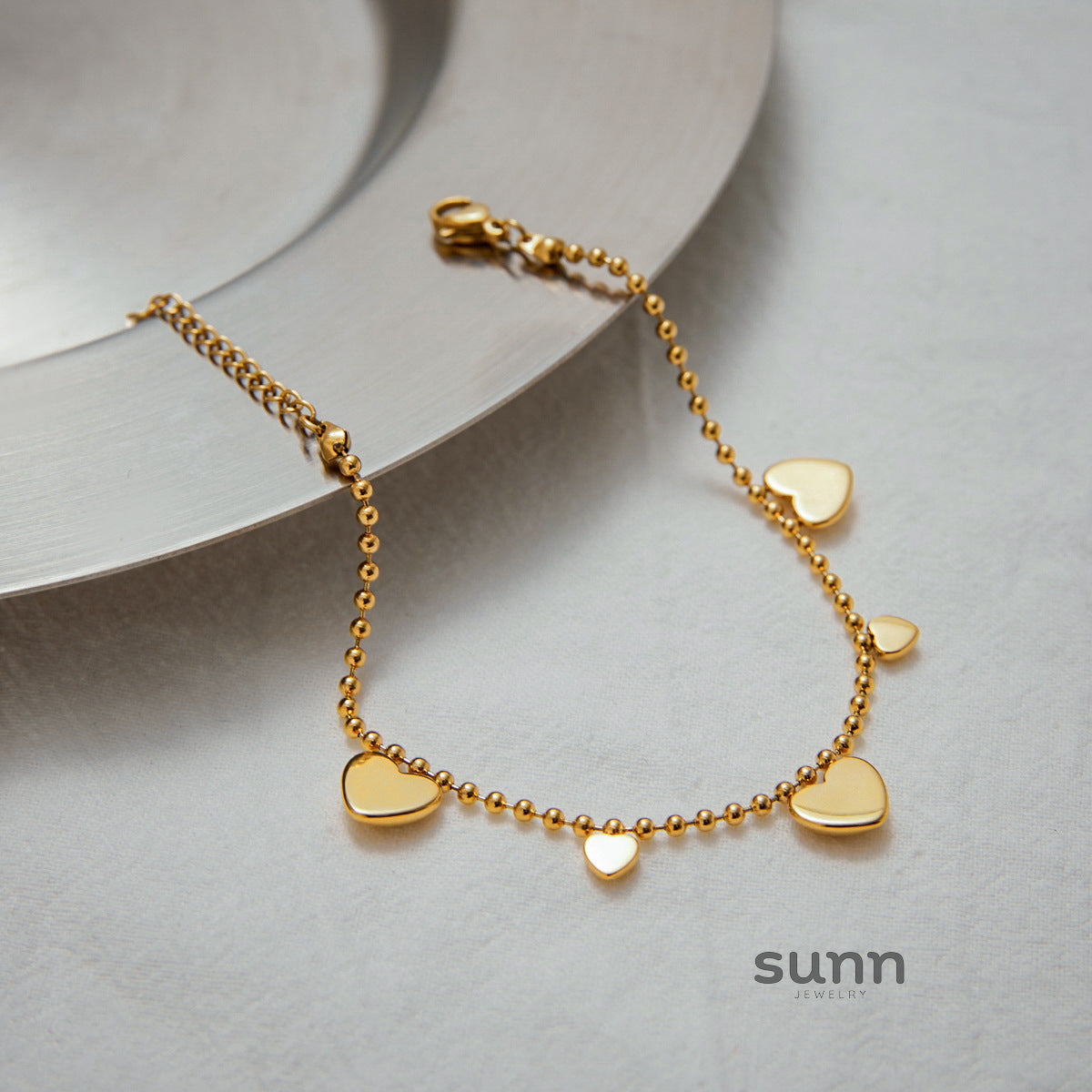 Alysson Gold Love Charm Bracelet [23HY67L6]