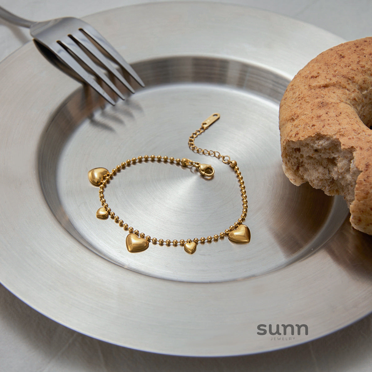 Alysson Gold Love Charm Bracelet [37PEFQXW]