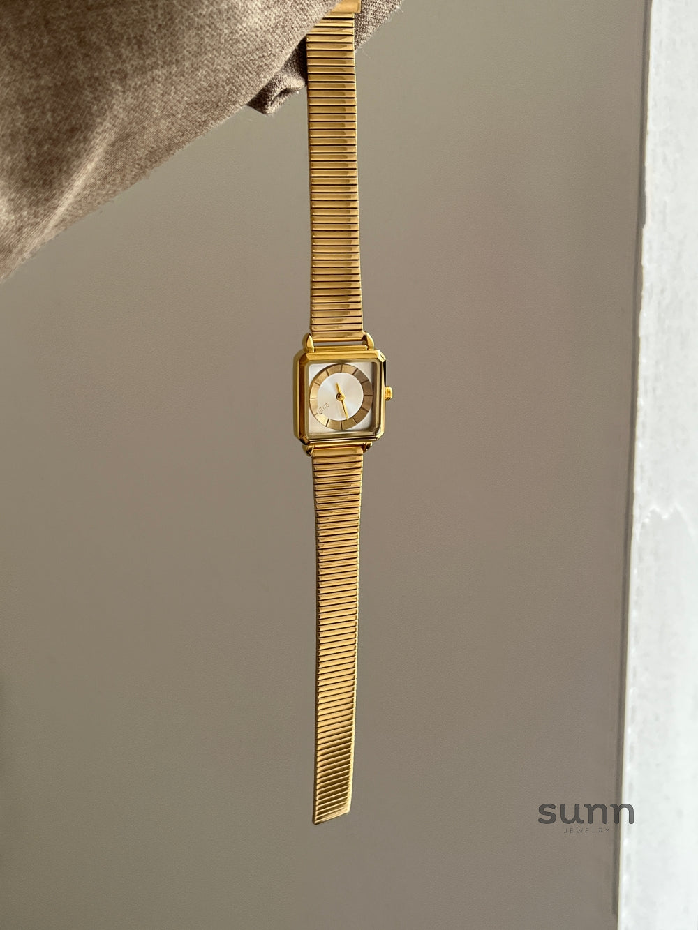 Amahia Retro Bracelet Watch [HFBJPH4P]