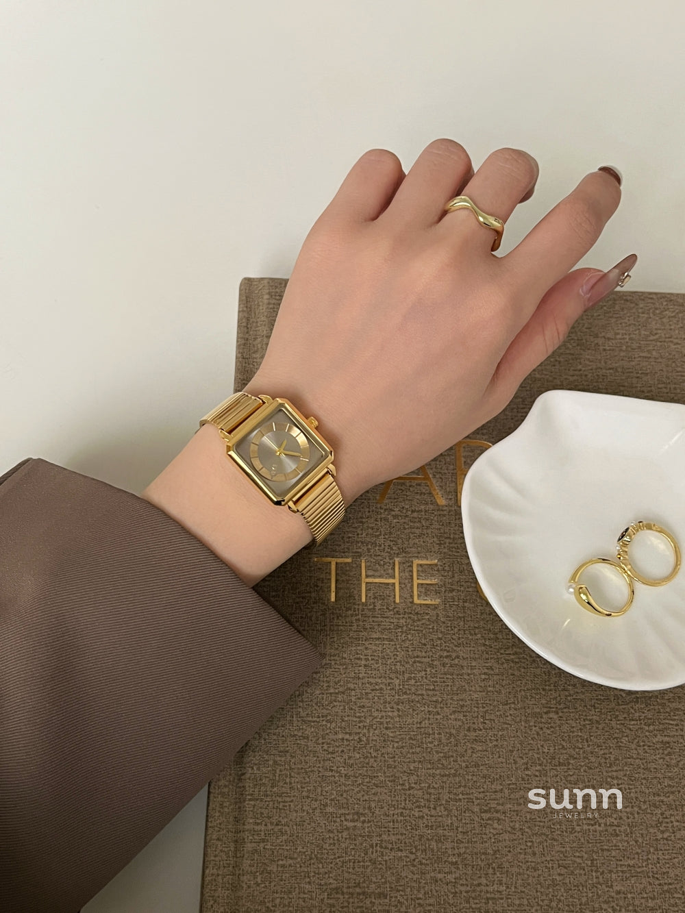 Amahia Retro Bracelet Watch [HJWI5UHT]