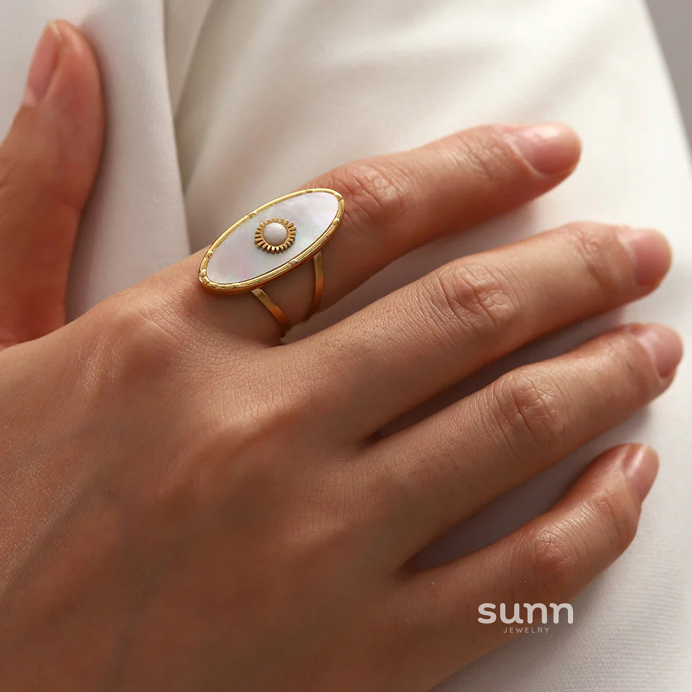 Amaiah French Vintage Pearl Ring