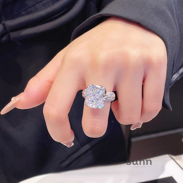 Amaiya Ice Flower Crystal Ring [YH77KBF5]