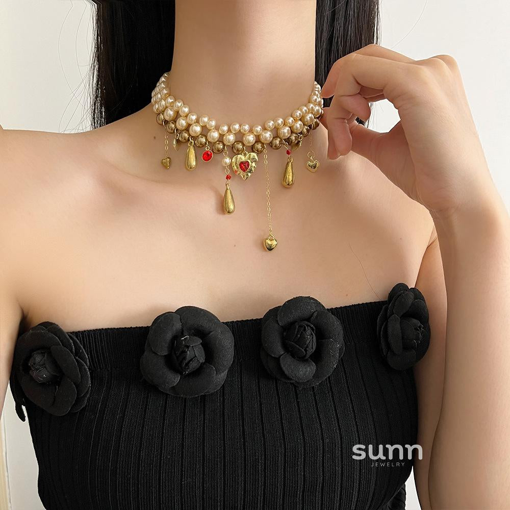 Amalia Retro Pearl Heart Choker [DBE81O3A]