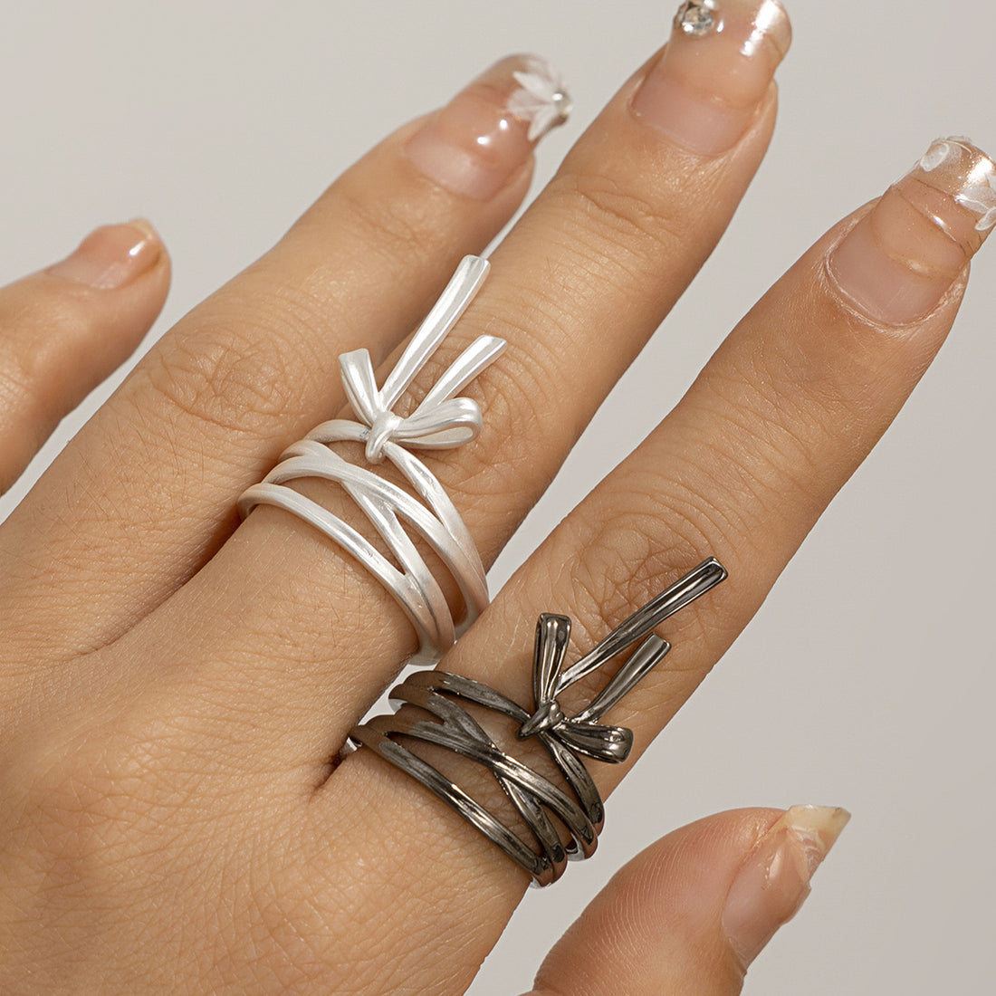 Amanda Pearl Bow Ring Set [DVYX5MKS]