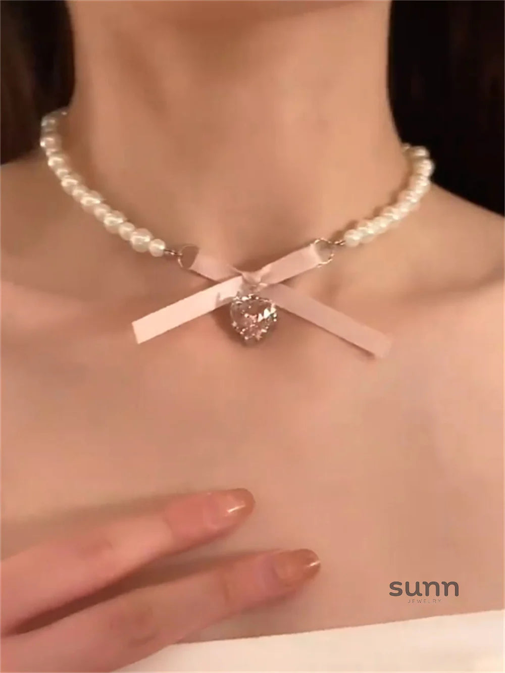 Amaree Princess Bow Necklace