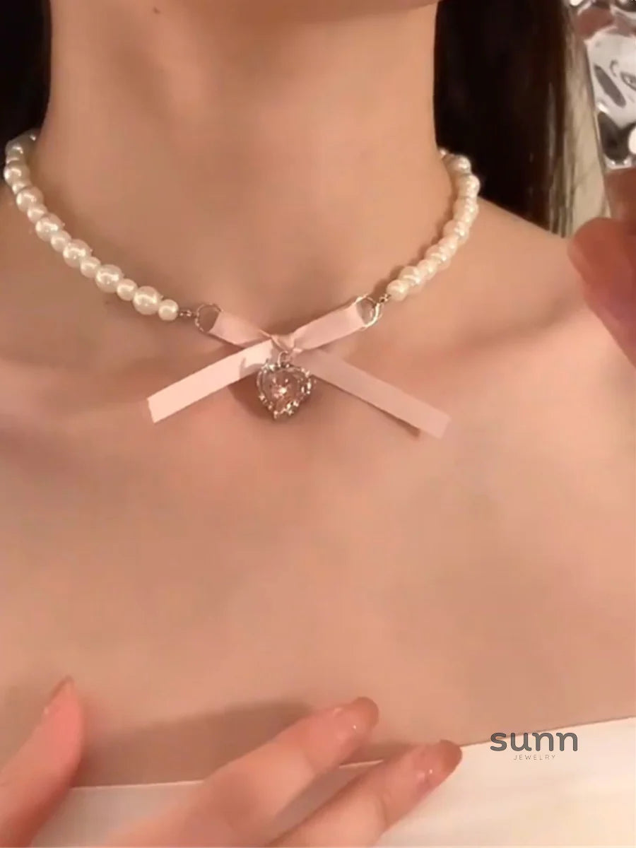Amaree Princess Bow Necklace