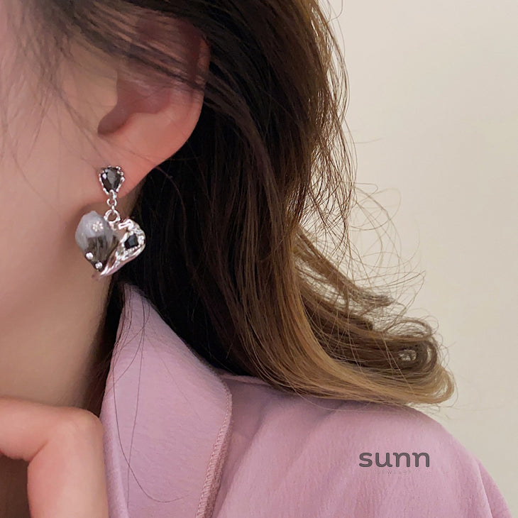 Amariana Y2K Heart Earrings [709RA1RC]