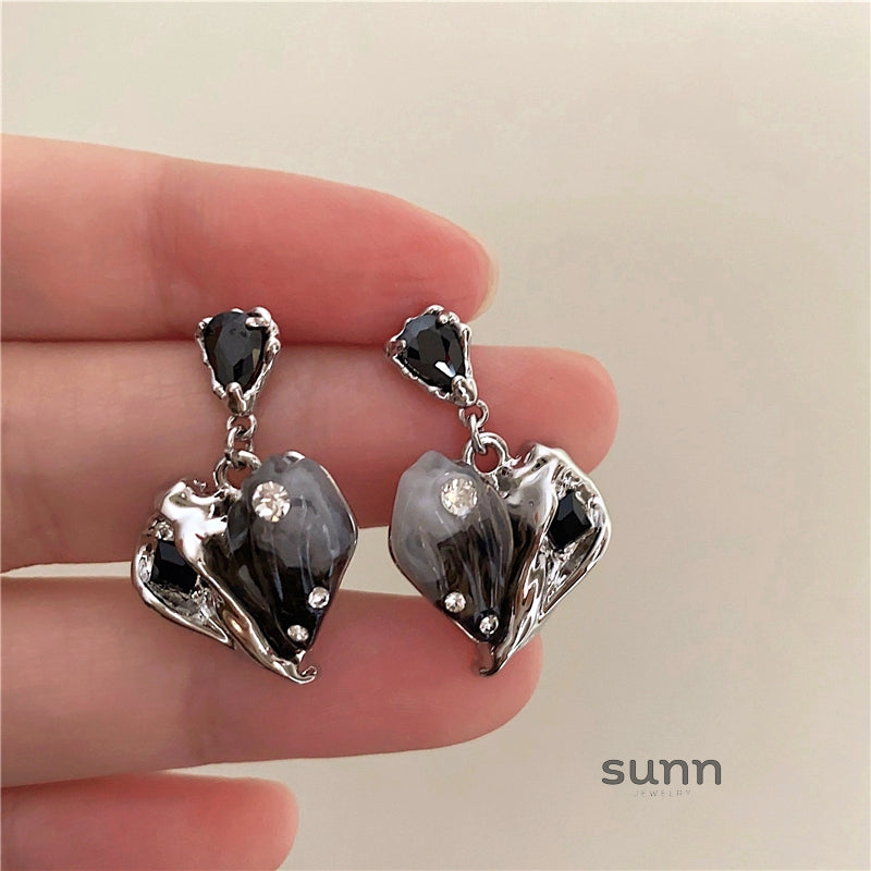 Amariana Y2K Heart Earrings [GDQWH5TN]