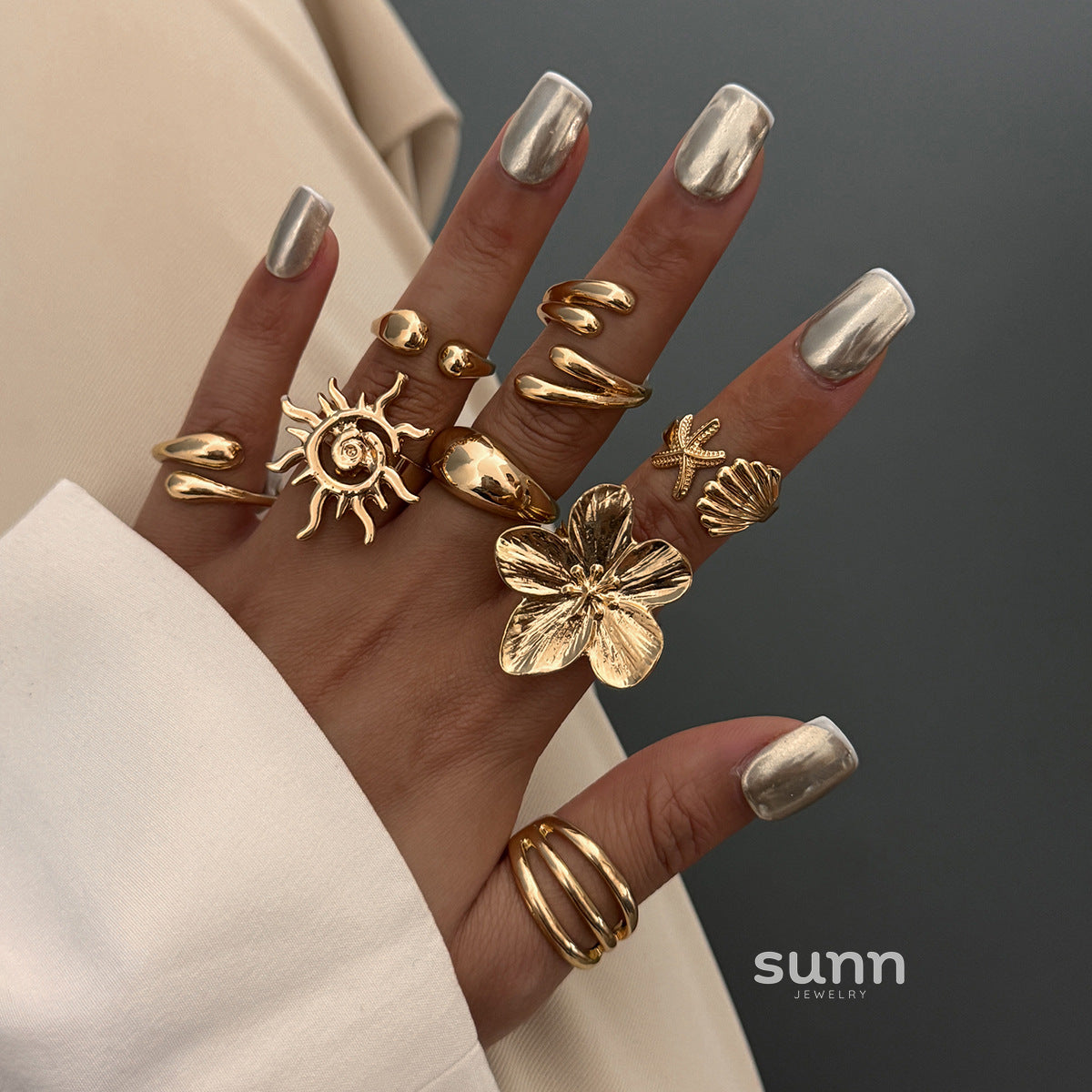 Amarra Geometric Bloom Ring Set [TFE8MTCJ]