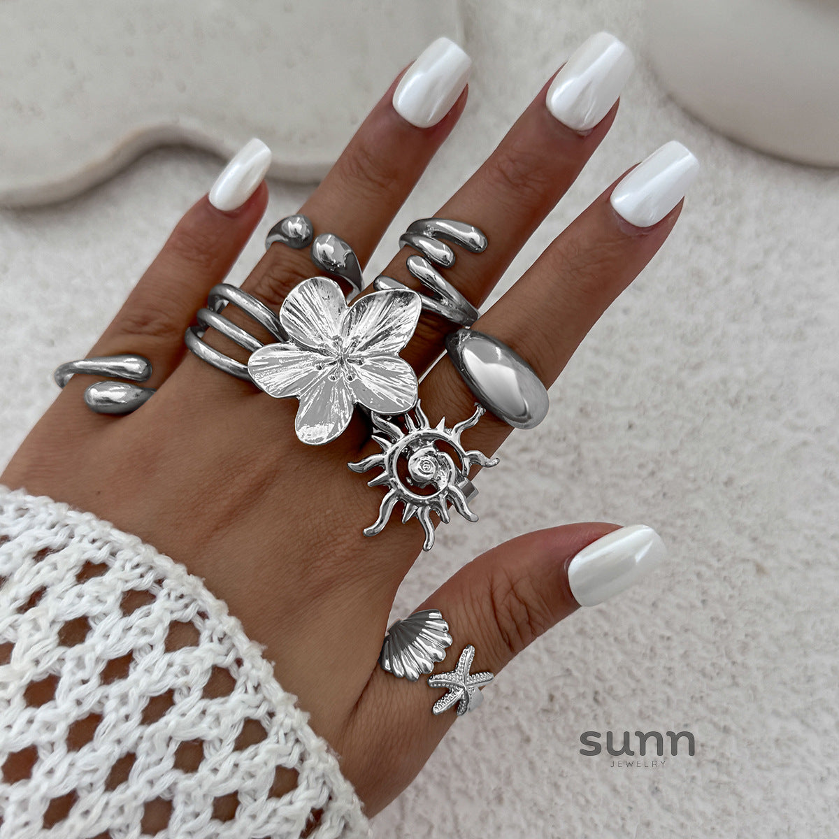Amarra Geometric Bloom Ring Set [R1DD1HLZ]