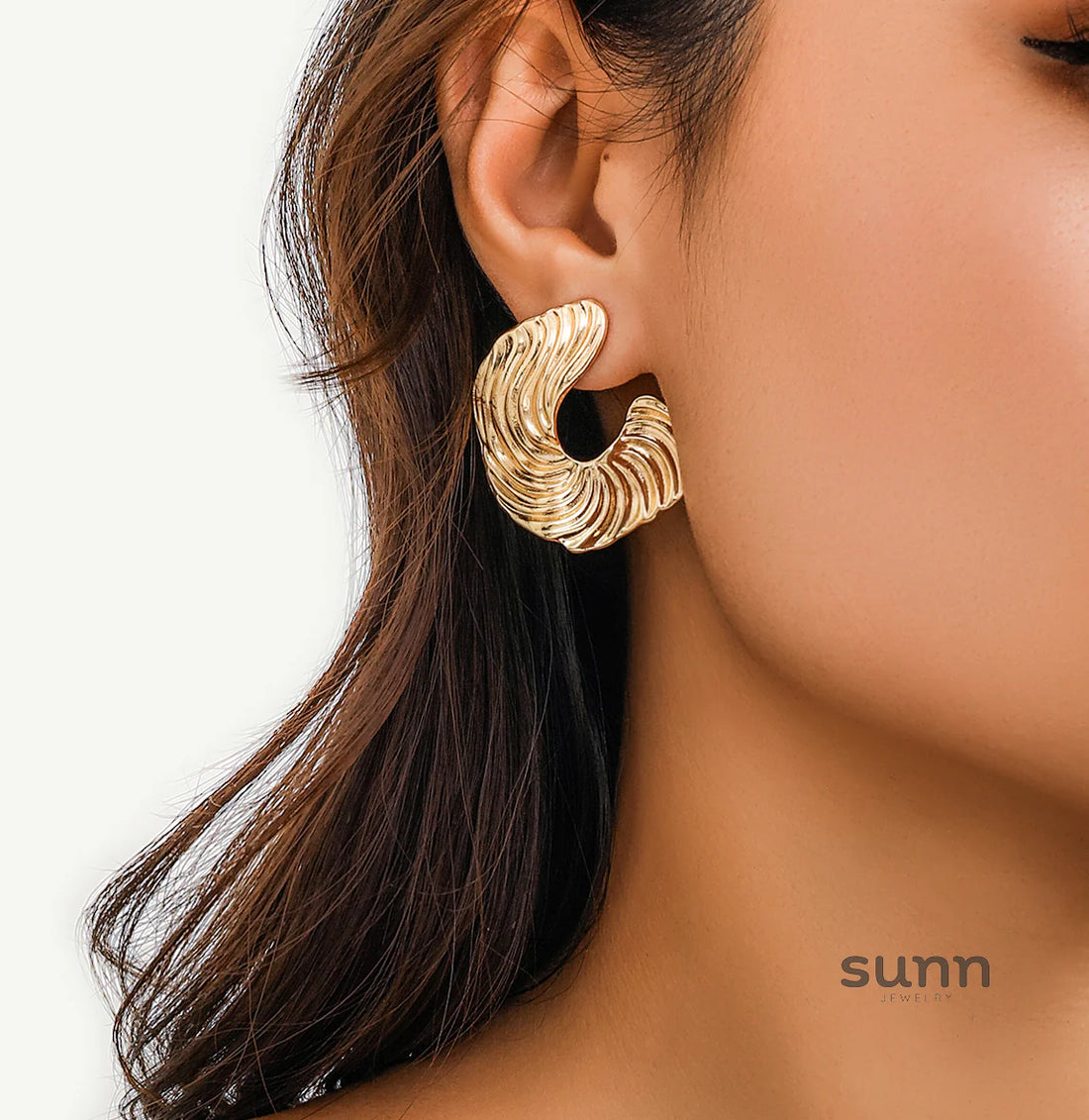 Amarra Textured Stud Earrings