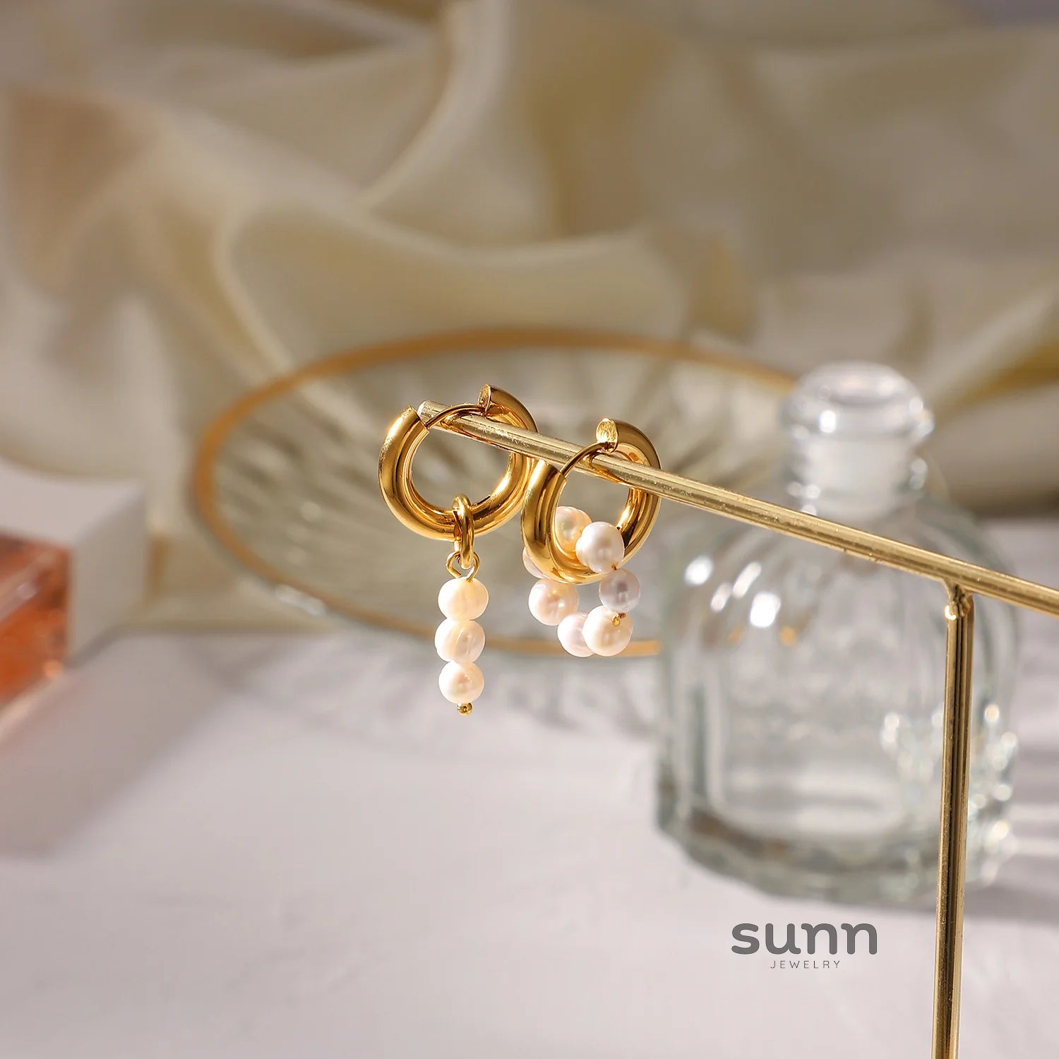 Amaryah Asymmetric Pearl Earrings
