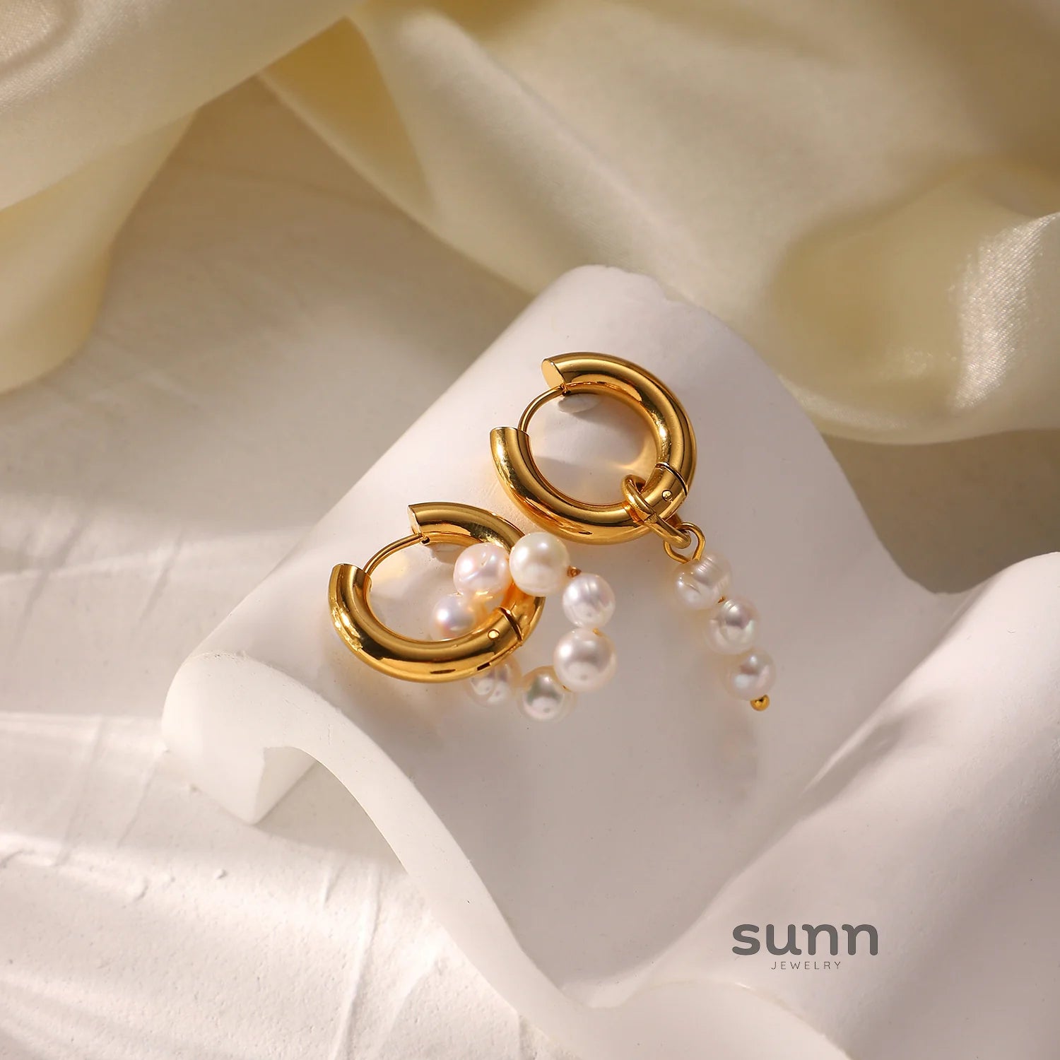 Amaryah Asymmetric Pearl Earrings