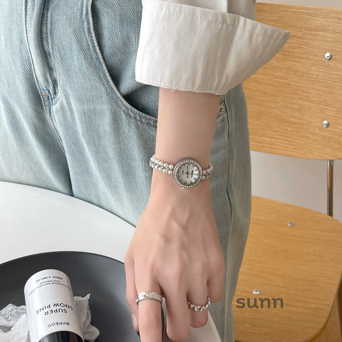 Amaryah Pearl Bracelet Watch [RCA6N9SH]