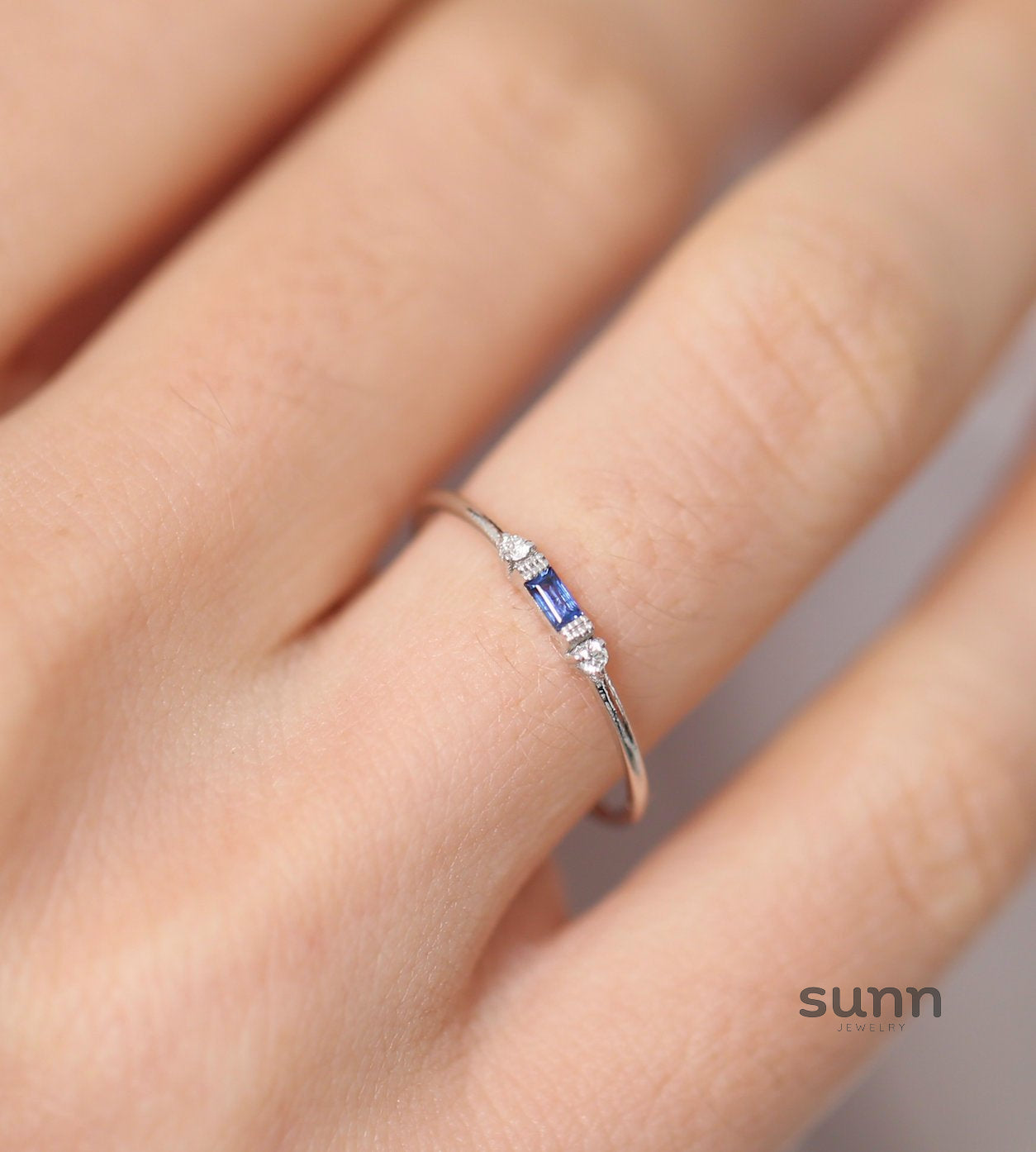 Amaryah Radiant Zircon Ring [YQ6K9AEJ]