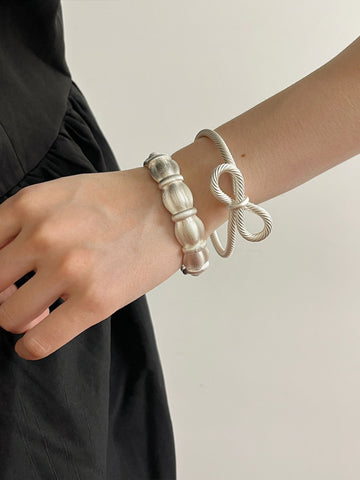Amauri Frosted Braided Bow Bracelet [A75WFRM2]