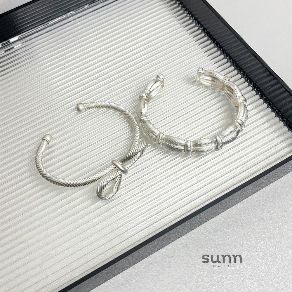 Amauri Frosted Braided Bow Bracelet [HLLZXC50]