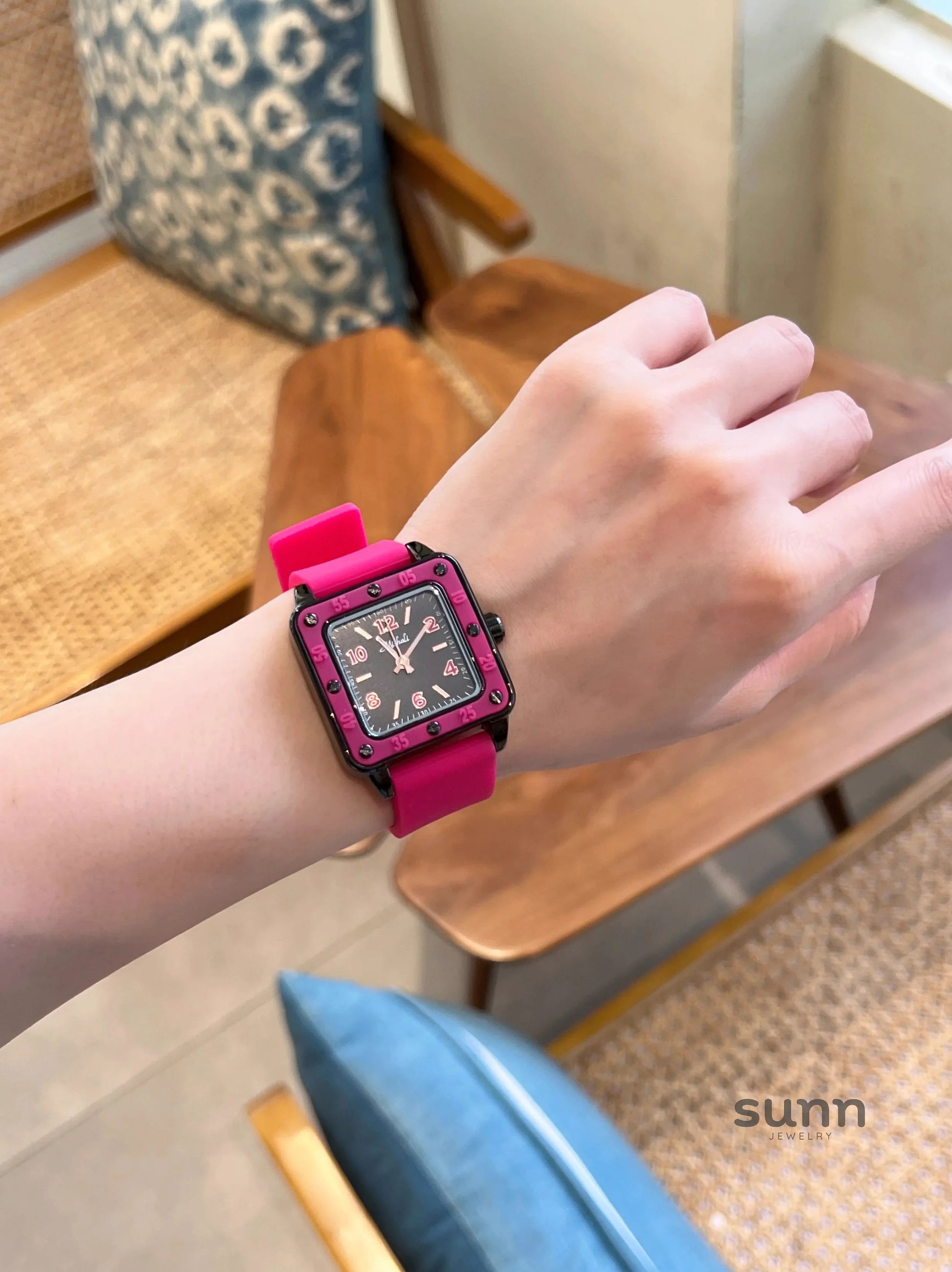Amazing Silicone Square Watch