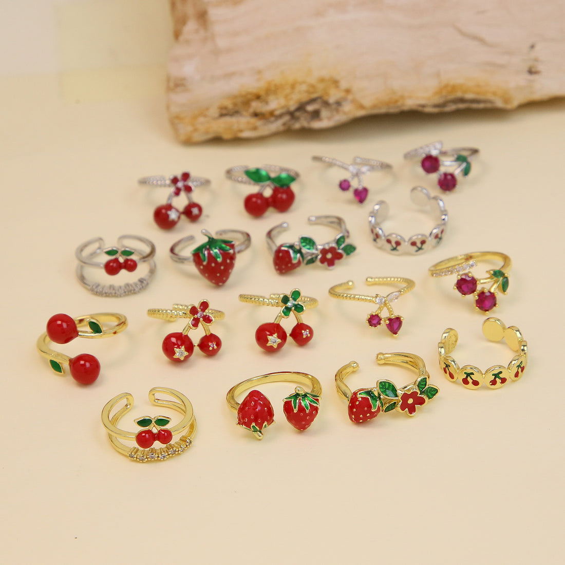 Amberlee Fruit Blossom Ring [3Q62MBWH]