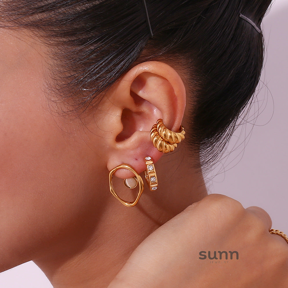 Amberley Hammered Geometric Earrings [VQM8TDUU]