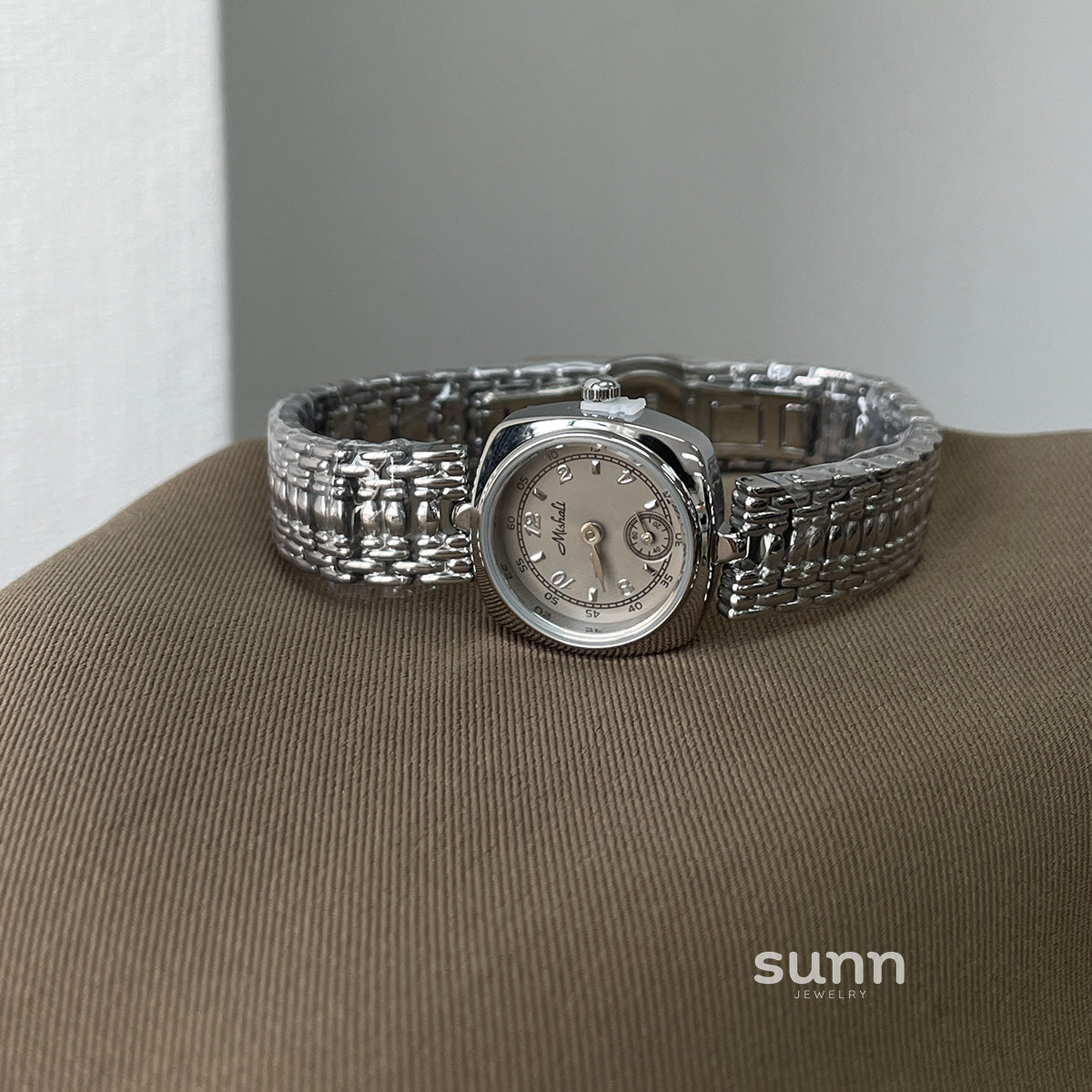 Amberly Elegant Steel Watch [5U4YMKK8]