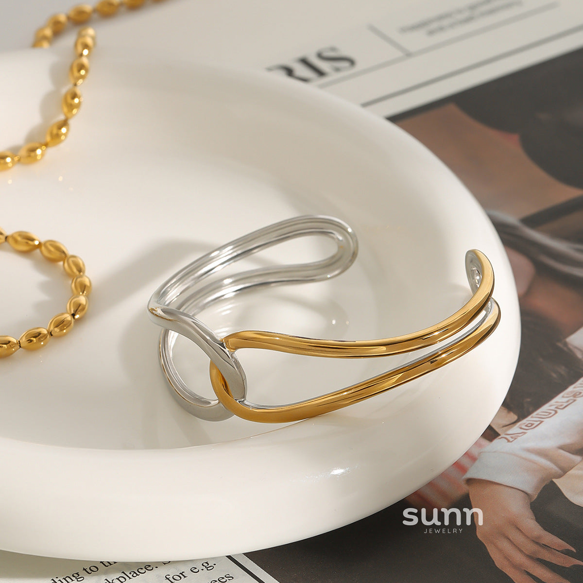 Ameliah Sculpted Cuff Bracelet [OYAZJ2N9]