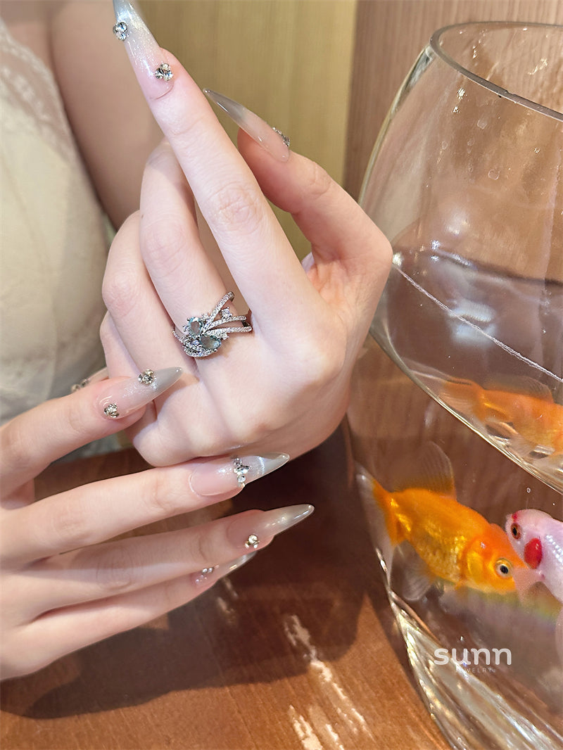 Ameliana Paved Zircon Open Ring [VUHUSSPA]