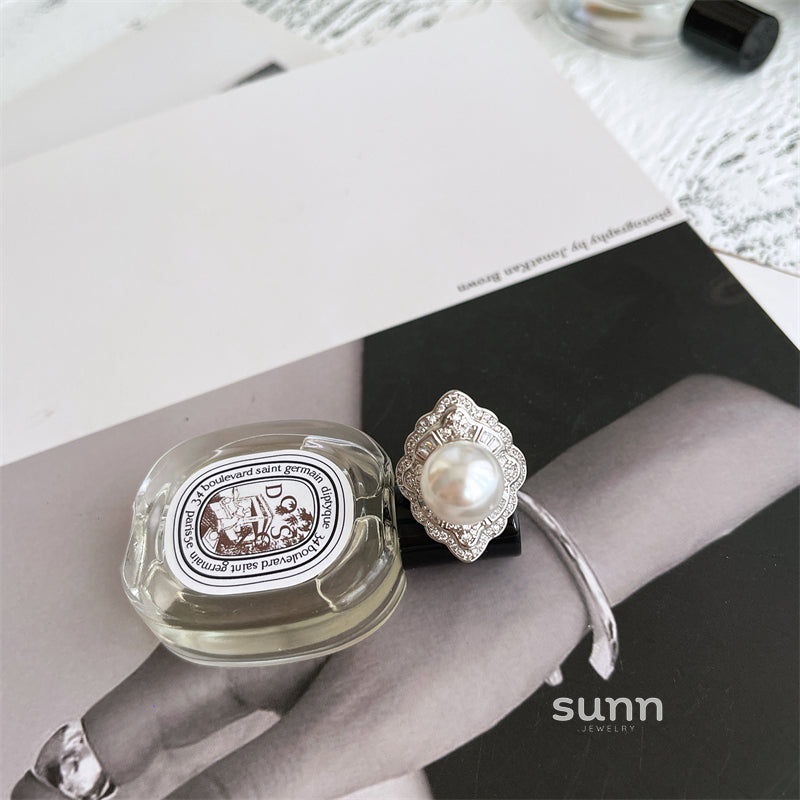 Ameliana Zircon Pearl Ring [R366PITH]