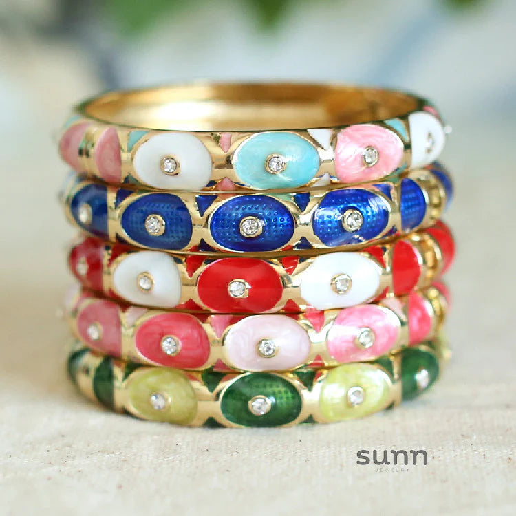 Amellia Enamel Eye Bangle