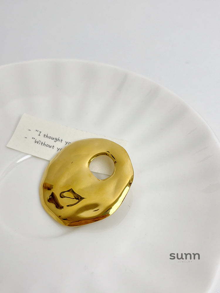Amelya Water Ripple Brooch [Q7ONPZQX]