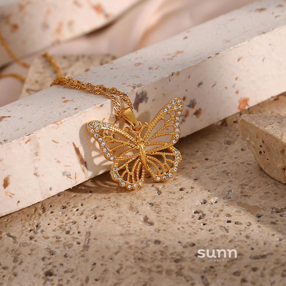 Amelya Zircon Butterfly Necklace [PSGNOP7L]