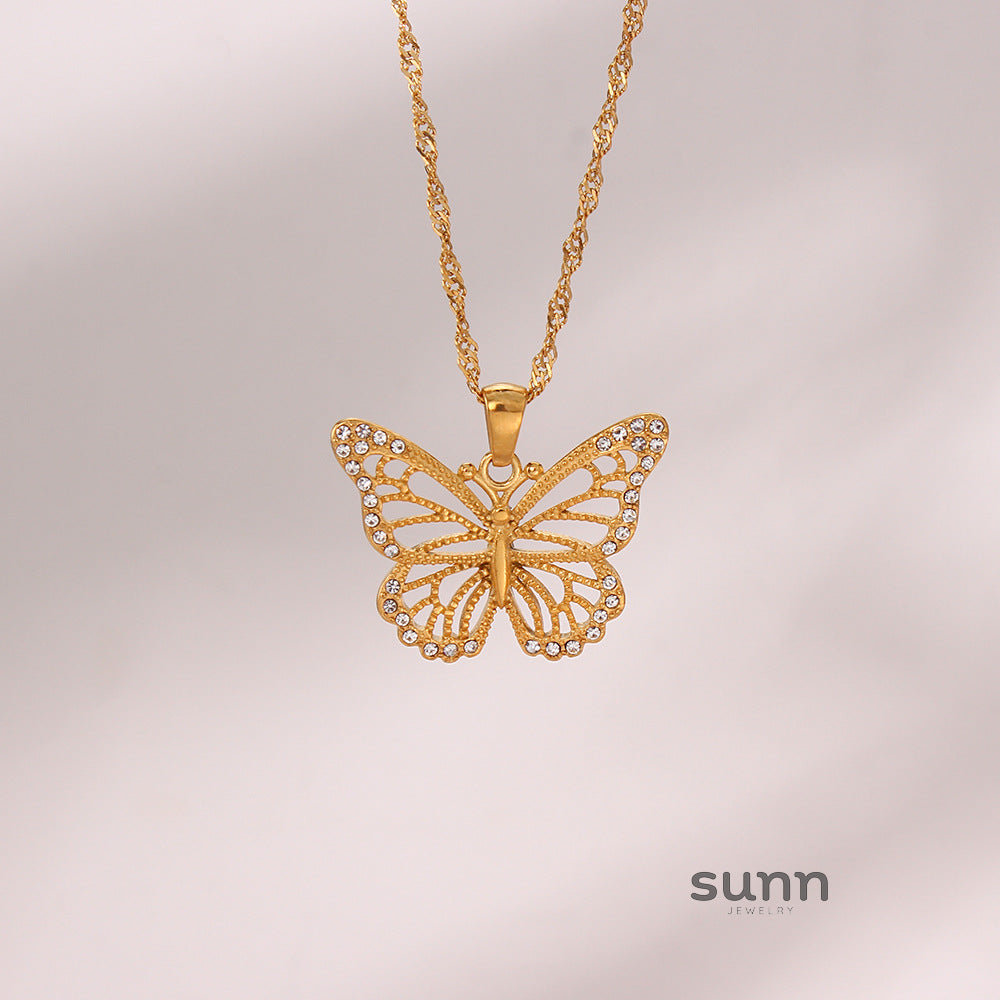 Amelya Zircon Butterfly Necklace [PRNCCQFZ]